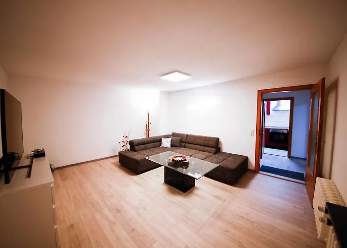 Appartement Schlossberg & Garten In Der & Unweit Vom 