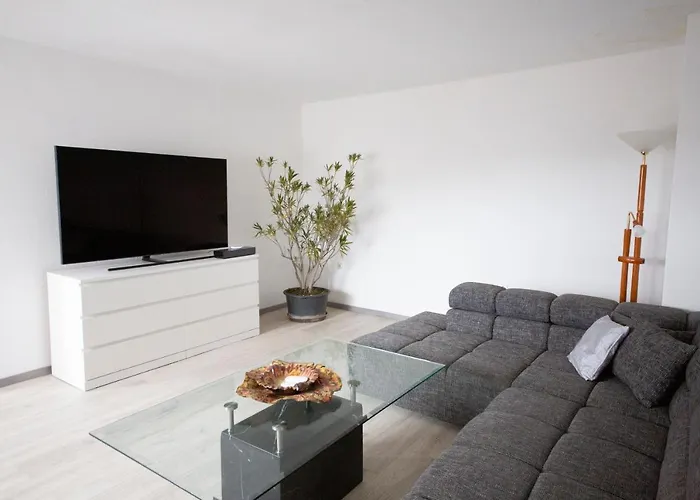 Appartement Schlossberg & Garten In Der & Unweit Vom 