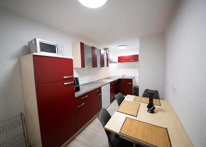 Schlossberg & Garten In Der & Unweit Vom 