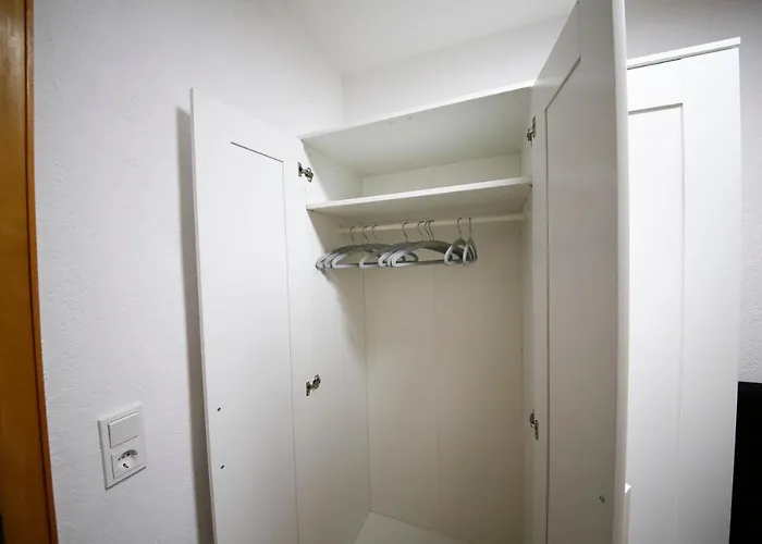 Schlossberg & Garten In Der & Unweit Vom 