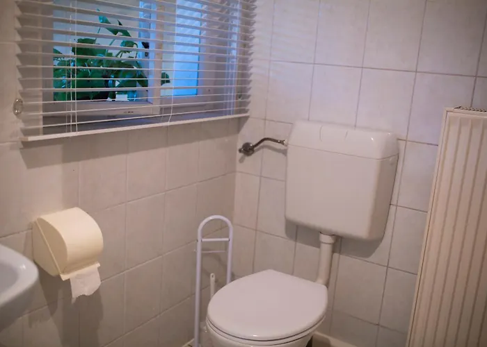 Schlossberg & Garten In Der & Unweit Vom 